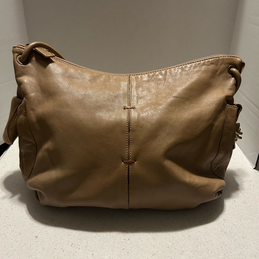 Elegant Gabriella Tan Leather Shoulder Bag